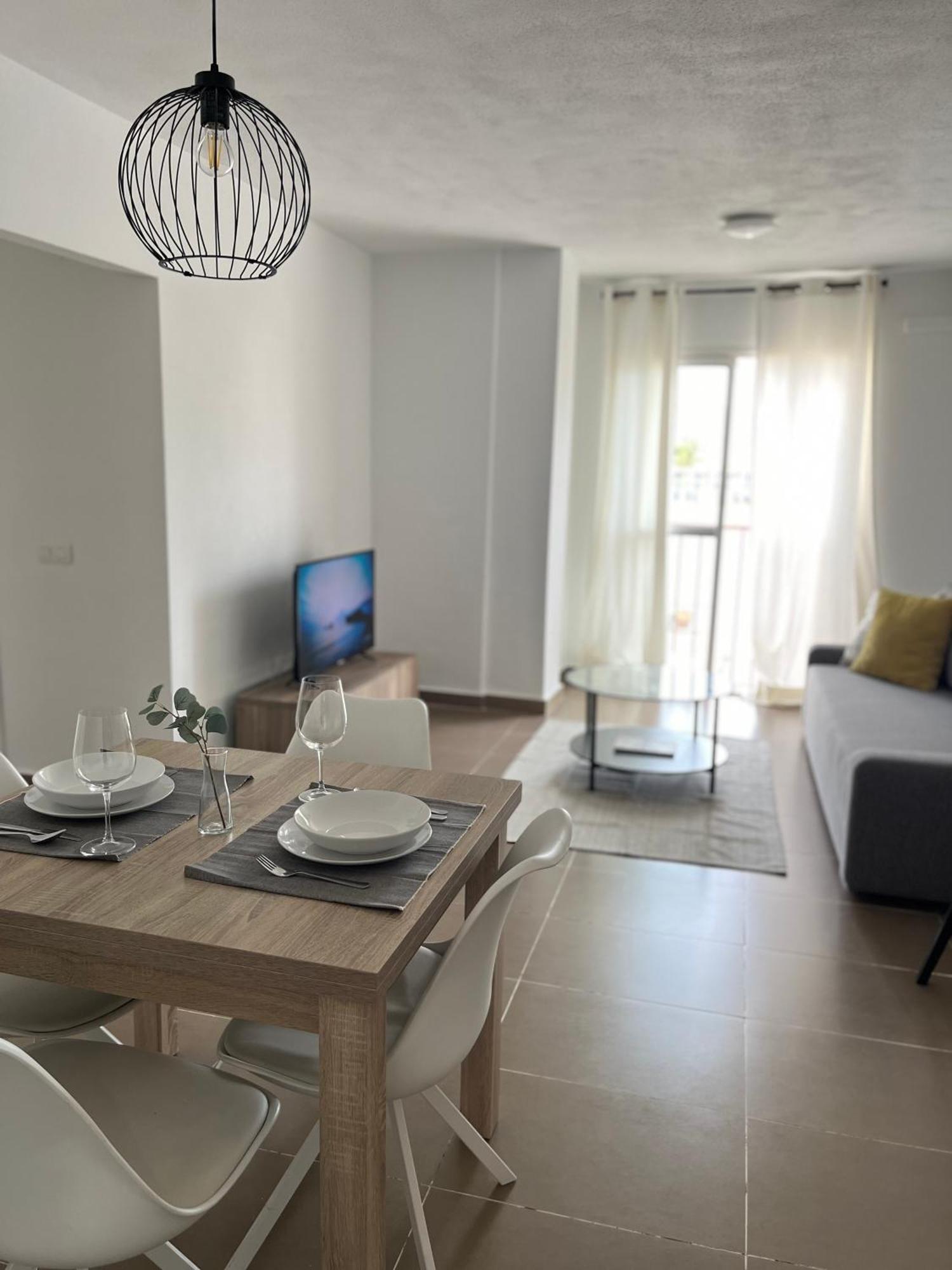Lejlighed Prime Location - Stylish With Free Wifi, Free Parking, Steps From The Historic Center Málaga